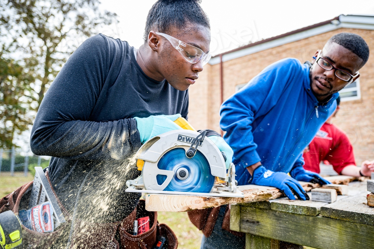 Students learning basics cutting skill